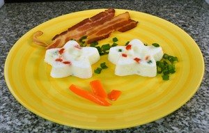 Bacon_Pepper_Green_Onion_Star_shaped_Breakfast_eggs