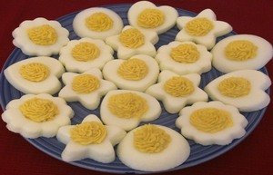 Classic_deviled_eggs_round_star_heart_and circular_shaped